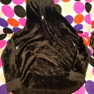 No boundaries hoodie